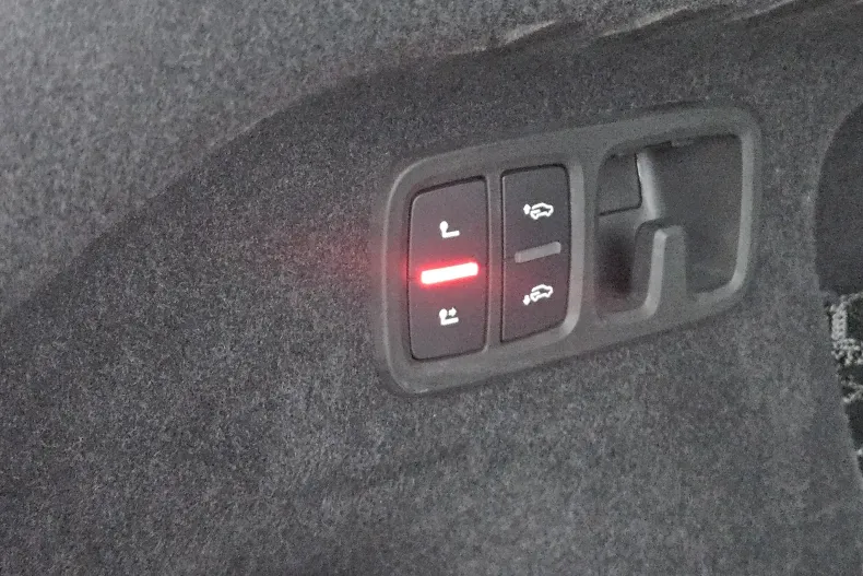 Audi SQ8 din 2020 cu 131.073 km - oferta AUD173136 - foto 18