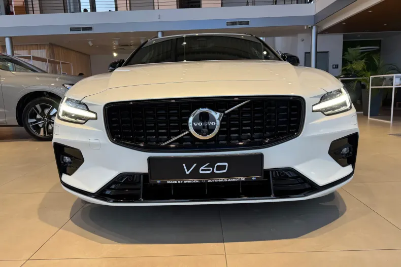 Volvo V60 din 2024 cu 21.200 km - oferta VOL173138 - foto 2