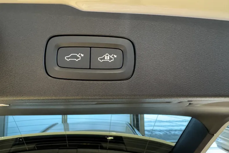 Volvo V60 din 2024 cu 21.200 km - oferta VOL173138 - foto 19