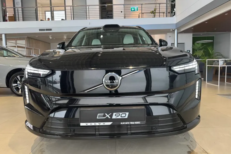 Volvo EX90 din 2024 cu 1.000 km - oferta VOL173140 - foto 2