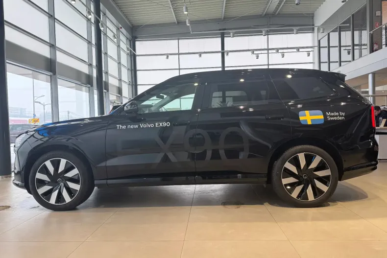 Volvo EX90 din 2024 cu 1.000 km - oferta VOL173140 - foto 8