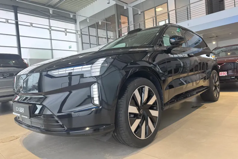 Volvo EX90 din 2024 cu 1.000 km - oferta VOL173140 - foto 9