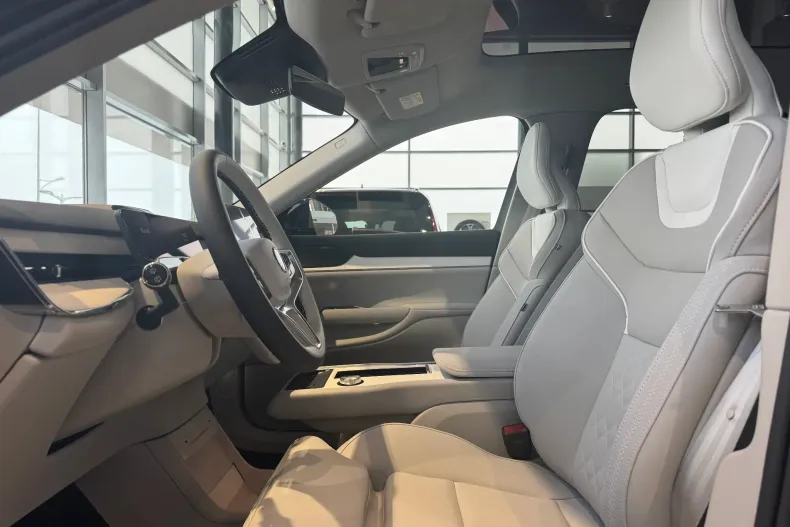 Volvo EX90 din 2024 cu 1.000 km - oferta VOL173140 - foto 13