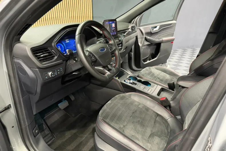 Ford Kuga din 2021 cu 109.752 km - oferta FOR173144 - foto 12