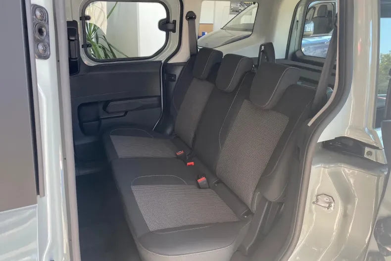 Ford Courier din 2025 cu 1 km - oferta FOR173145 - foto 12