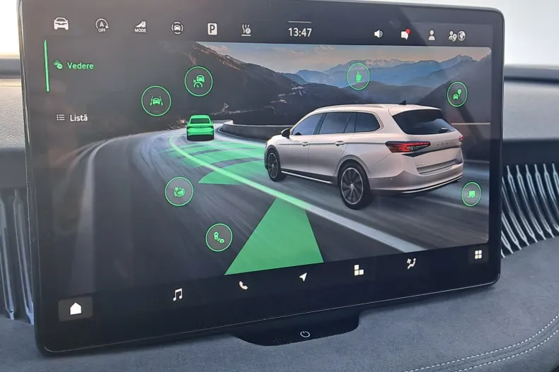 Skoda Superb din 2025 cu 10.176 km - oferta SKO173146 - foto 31