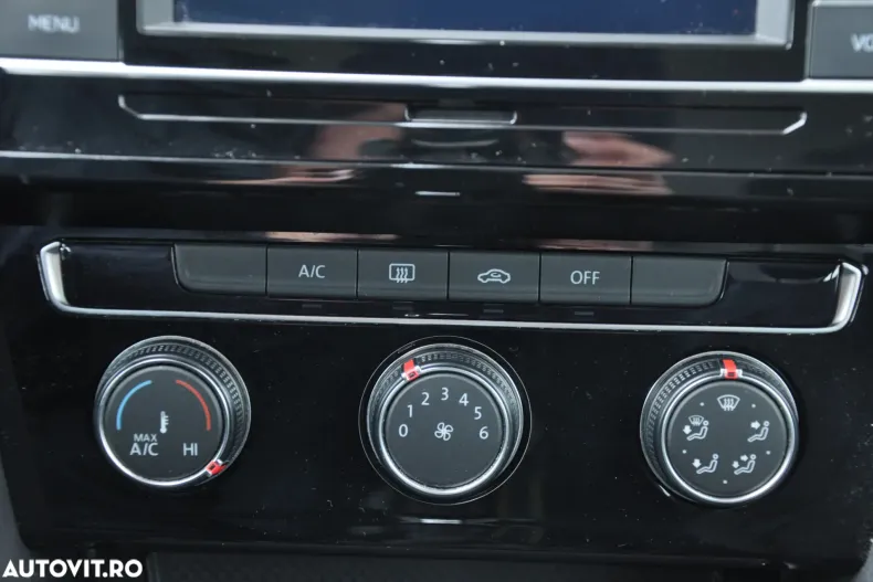 Volkswagen Passat din 2023 cu 26.514 km - oferta VOL173155 - foto 19