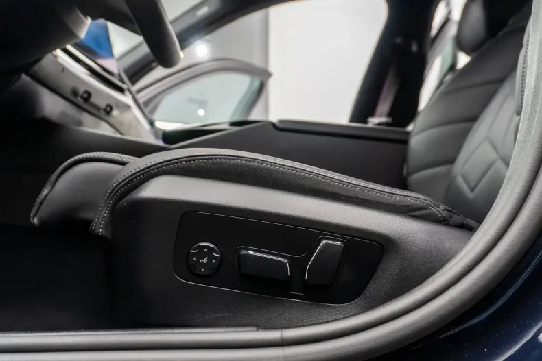 BMW Seria 5 din 2024 cu 37.740 km - oferta BMW173164 - foto 24