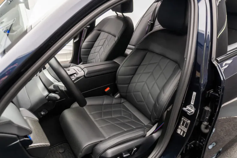 BMW Seria 5 din 2024 cu 37.740 km - oferta BMW173164 - foto 25