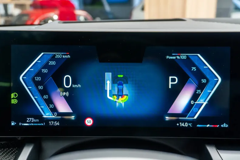 BMW Seria 5 din 2024 cu 37.740 km - oferta BMW173164 - foto 34