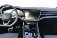 Volkswagen Touareg din 2024 cu 54.436 km - oferta VOL173170 - foto 4