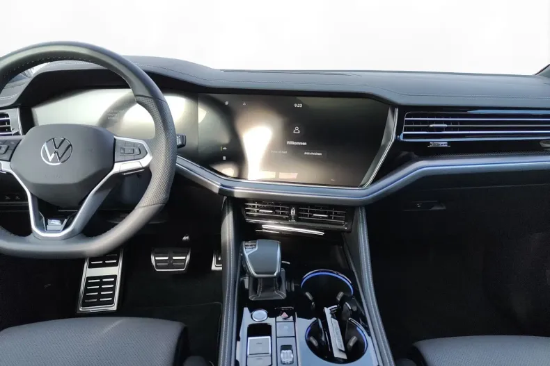 Volkswagen Touareg din 2024 cu 54.436 km - oferta VOL173170 - foto 4