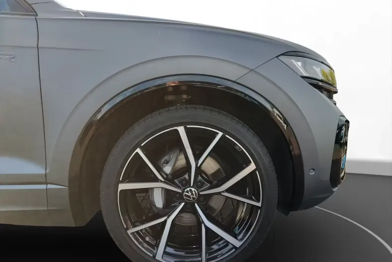 Volkswagen Touareg din 2024 cu 54.436 km - oferta VOL173170 - foto 6