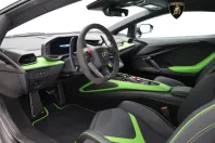 Lamborghini Revuelto din 2024 cu 2.435 km - oferta LAM173174 - foto 10