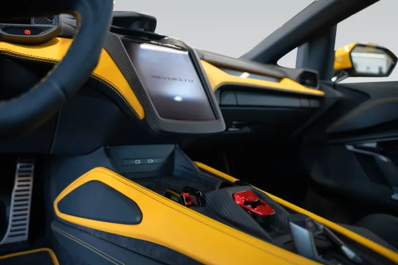 Lamborghini Revuelto din 2024 cu 3.050 km - oferta LAM173175 - foto 23