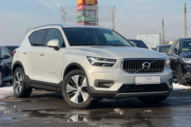 Volvo XC40 din 2020 cu 99.871 km - oferta VOL173183 - foto 4