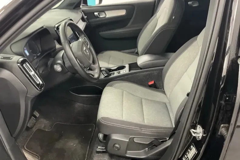 Volvo XC40 din 2020 cu 114.721 km - oferta VOL173187 - foto 8