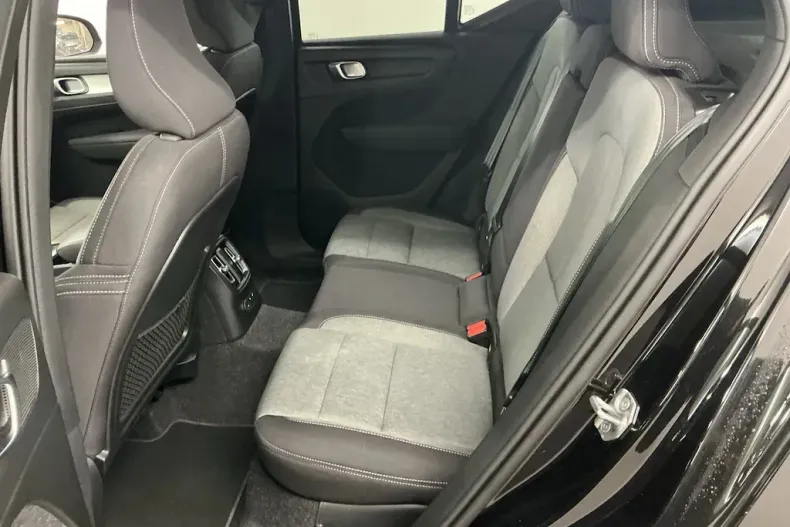 Volvo XC40 din 2020 cu 114.721 km - oferta VOL173187 - foto 9