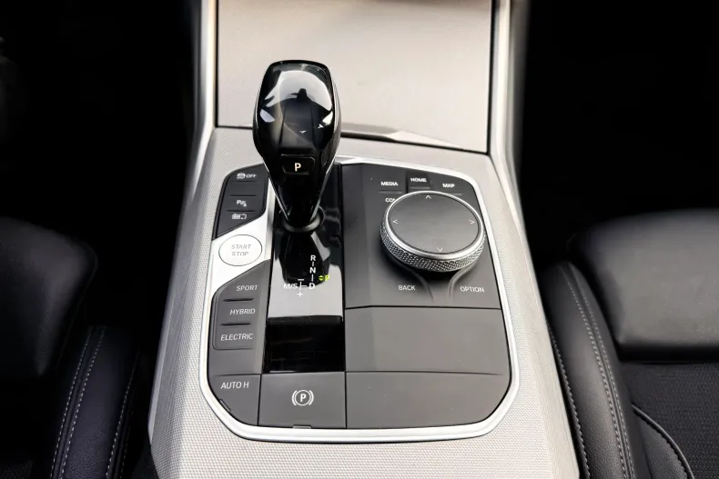 BMW Seria 3 din 2020 cu 118.633 km - oferta BMW173188 - foto 13