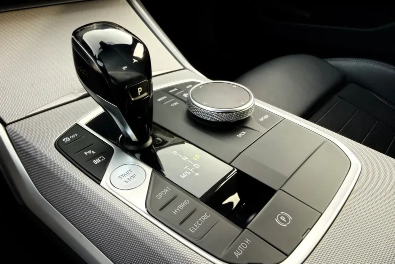 BMW Seria 3 din 2020 cu 118.633 km - oferta BMW173188 - foto 16