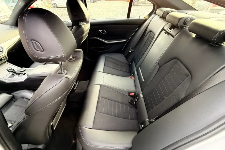 BMW Seria 3 din 2020 cu 118.633 km - oferta BMW173188 - foto 27