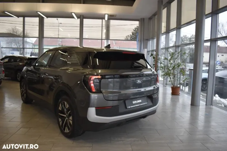 Ford Explorer din 2024 cu 1 km - oferta FOR173189 - foto 15