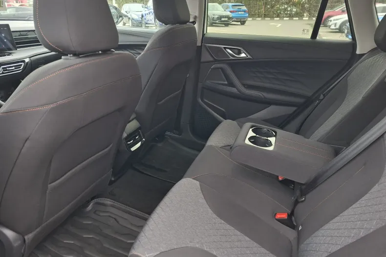 MG EHS din 2024 cu 3.041 km - oferta MG0173195 - foto 17