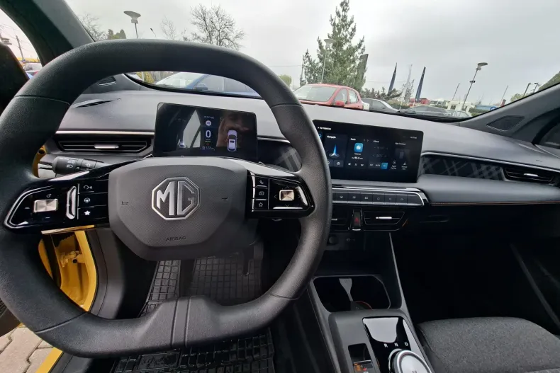 MG MG3 din 2024 cu 4.487 km - oferta MG0173196 - foto 20