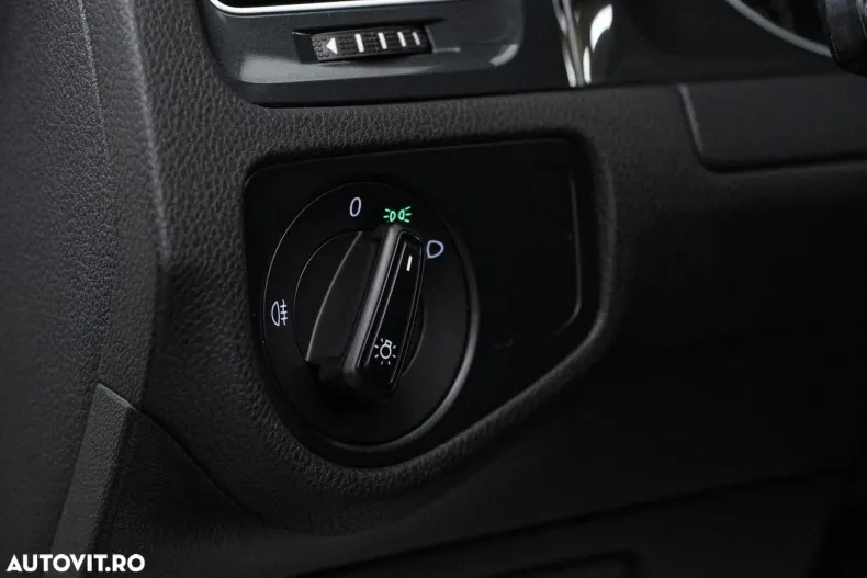 Volkswagen Golf din 2020 cu 105.000 km - oferta VOL173199 - foto 18