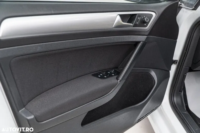 Volkswagen Golf din 2020 cu 105.000 km - oferta VOL173199 - foto 23