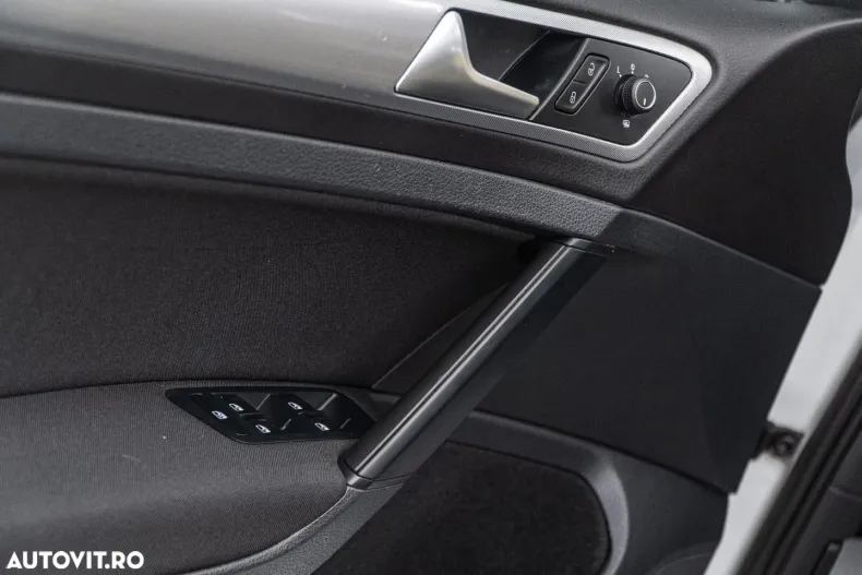 Volkswagen Golf din 2020 cu 105.000 km - oferta VOL173199 - foto 26