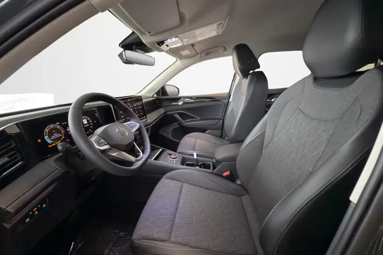 Volkswagen Tiguan din 2025 cu 5 km - oferta VOL173222 - foto 9