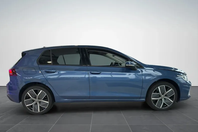 Volkswagen Golf din 2025 cu 5 km - oferta VOL173224 - foto 6