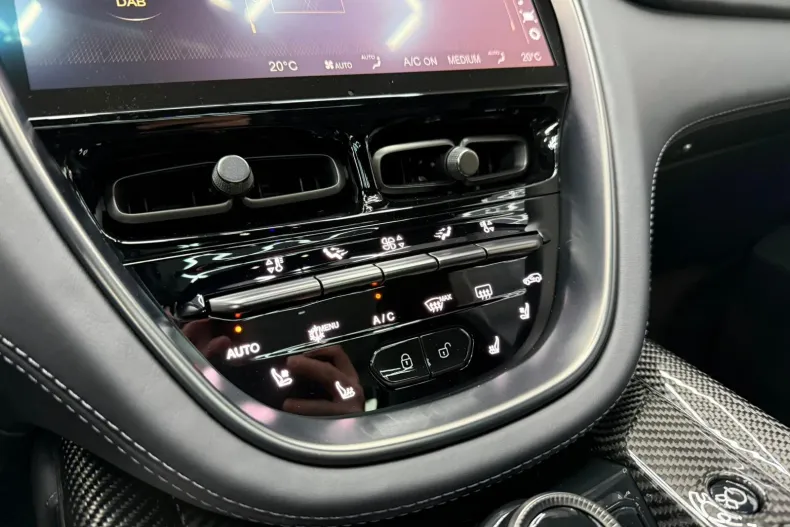 Aston Martin DBX din 2024 cu 3.000 km - oferta AST173230 - foto 12