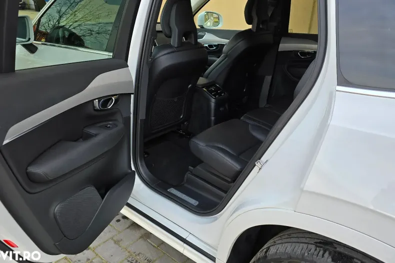 Volvo XC90 din 2021 cu 55.980 km - oferta VOL173235 - foto 15