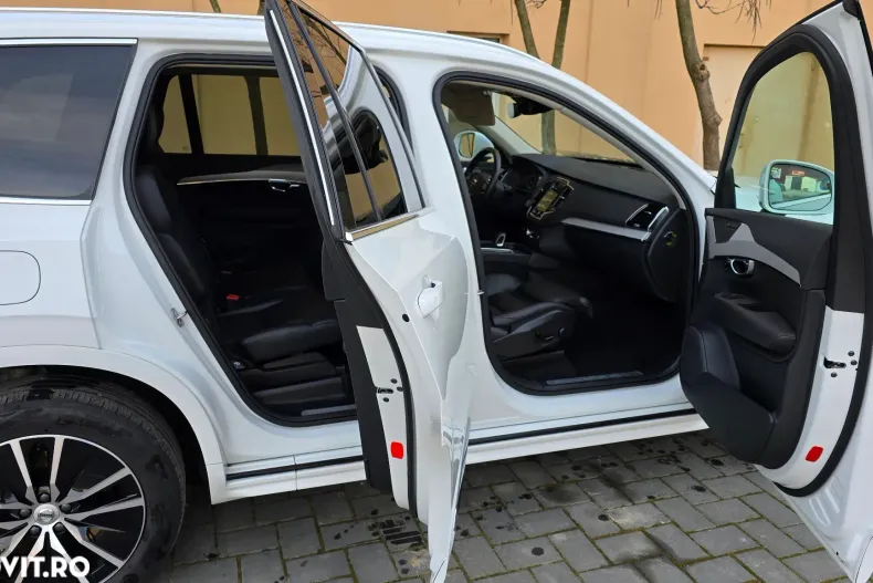 Volvo XC90 din 2021 cu 55.980 km - oferta VOL173235 - foto 17