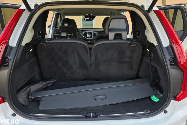 Volvo XC90 din 2021 cu 55.980 km - oferta VOL173235 - foto 26
