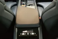 Volvo XC90 din 2021 cu 55.980 km - oferta VOL173235 - foto 29