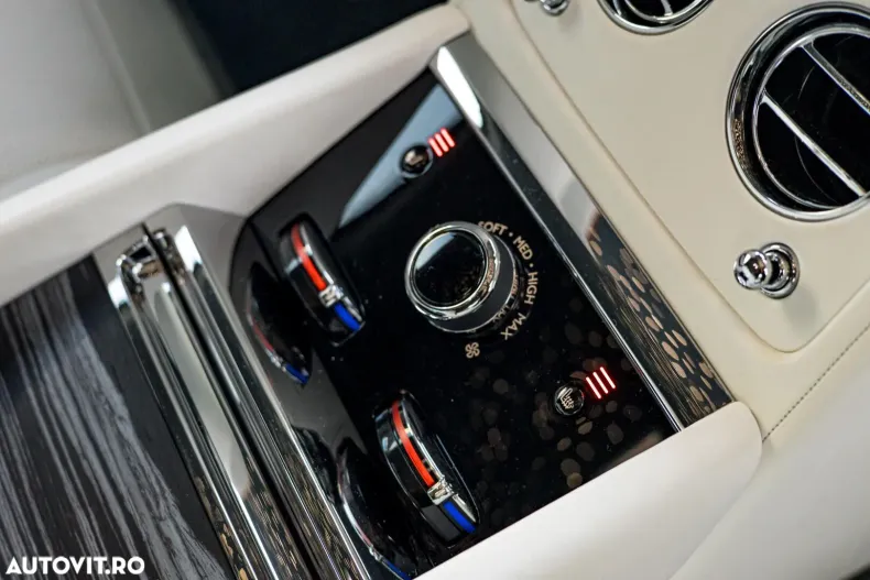 Rolls-Royce Spectre din 2024 cu 7.900 km - oferta ROL173238 - foto 29