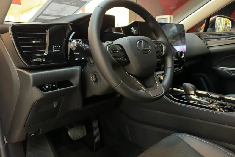 Lexus Seria NX din 2026 cu 4 km - oferta LEX173241 - foto 12