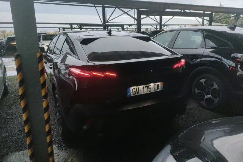 Peugeot 408 din 2024 cu 76.240 km - oferta PEU173246 - foto 4