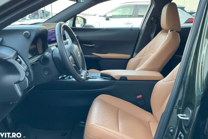 Lexus UX din 2024 cu 7.360 km - oferta LEX173249 - foto 14