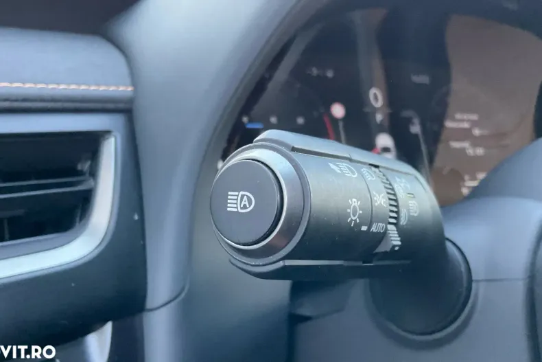 Lexus UX din 2024 cu 7.360 km - oferta LEX173249 - foto 34