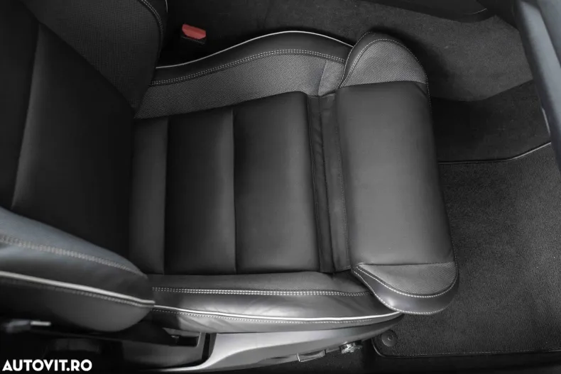 Volvo XC60 din 2022 cu 66.171 km - oferta VOL173263 - foto 18