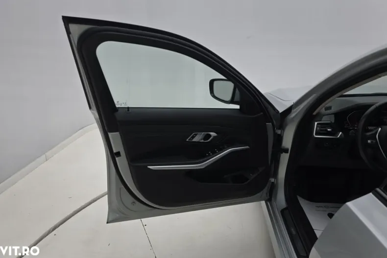 BMW Seria 3 din 2020 cu 134.117 km - oferta BMW173267 - foto 10