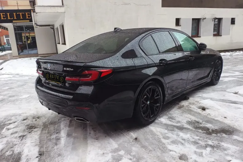 BMW Seria 5 din 2022 cu 49.700 km - oferta BMW173270 - foto 12