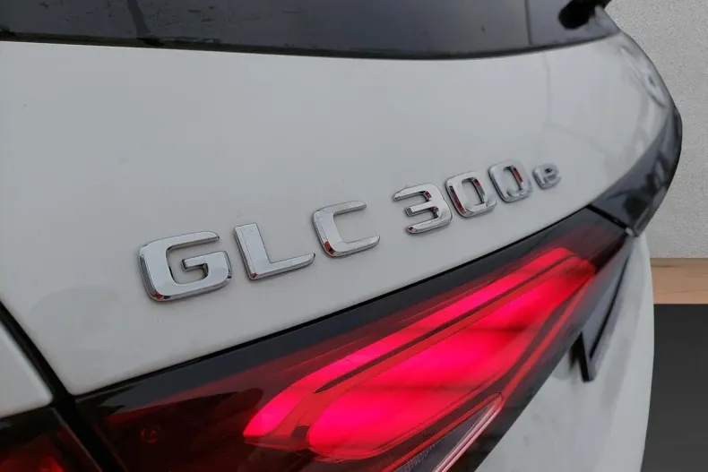 Mercedes-Benz GLC din 2024 cu 43.887 km - oferta MER173273 - foto 16