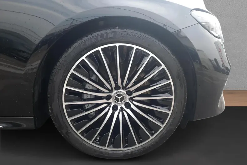 Mercedes-Benz E din 2025 cu 9.100 km - oferta MER173275 - foto 15