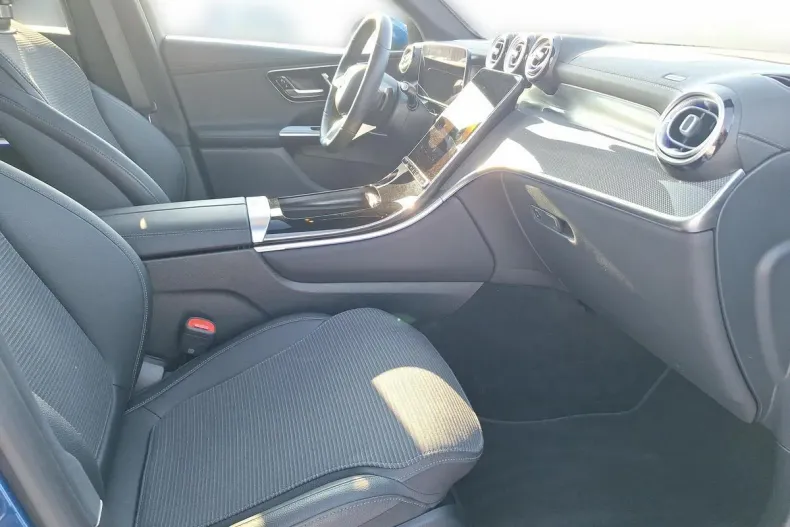 Mercedes-Benz GLC din 2024 cu 13.446 km - oferta MER173276 - foto 13