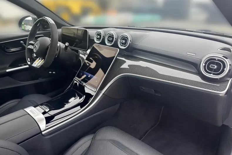 Mercedes-Benz C 63 AMG din 2025 cu 3.018 km - oferta MER173283 - foto 18